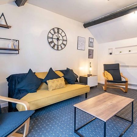 Characterful 2 Bedroom Apartment - Central Location Castle Donington Buitenkant foto