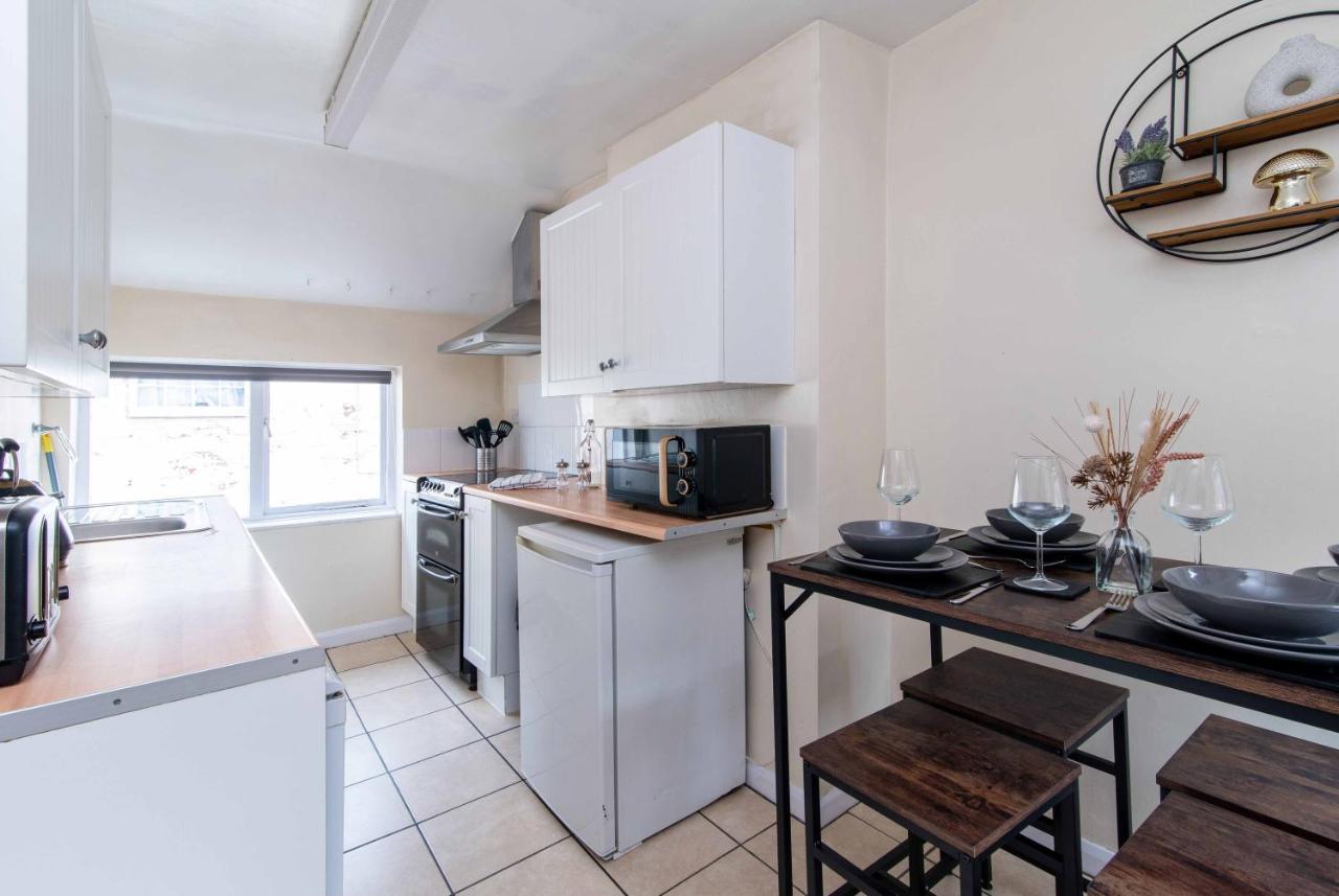 Characterful 2 Bedroom Apartment - Central Location Castle Donington Buitenkant foto